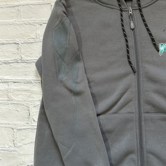 NWT RGSTR World Tour Full Zip Hoodie Jacket in Gray - Picture 3 of 6